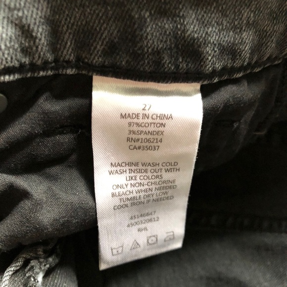 Joe’s Jeans Black Vintage Ripped Shorts - Picture 3 of 3